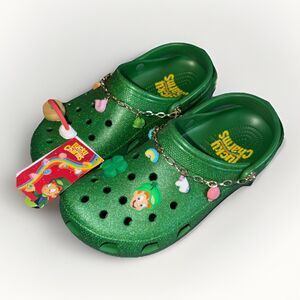 🍀 CROCS Lucky Charms Green Mens 11 with tons of Jibbitz BRAND NEW! 🔥